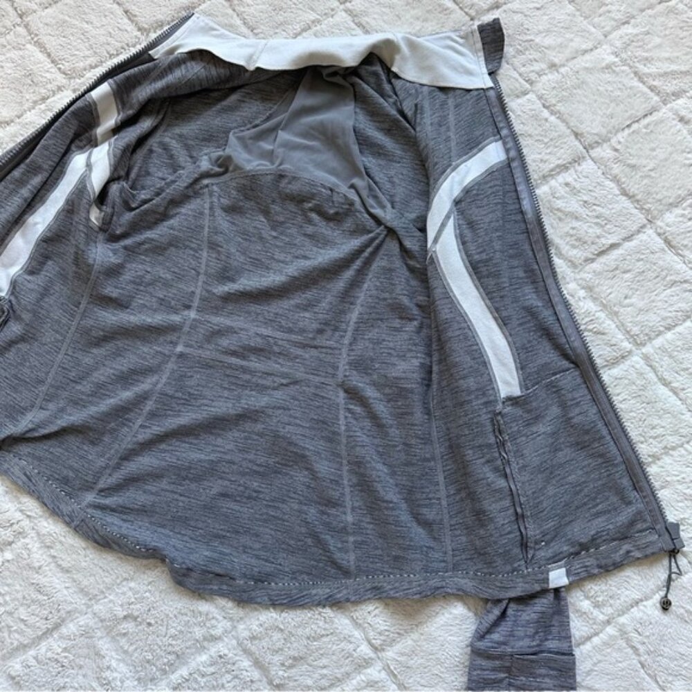 Lululemon | "Wee Are From Space Coal Fossil / Whi… - image 8